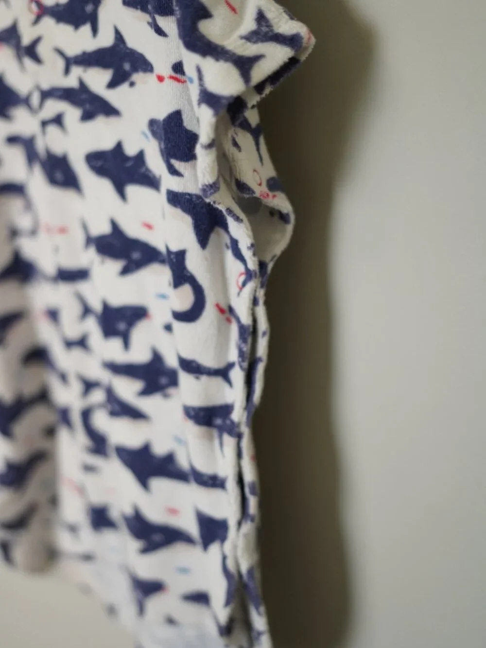 Baby Boden Towel Coverup - Shark Print - Size 2-3Y
